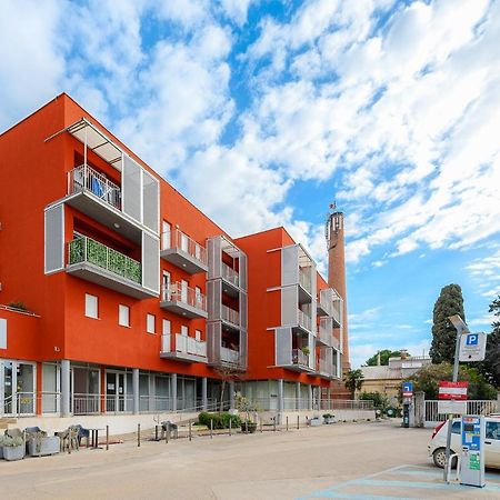 Apartment Ares 13 In Umag Center Exterior photo